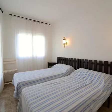 Apartment Rocamaura I C 4-1 *