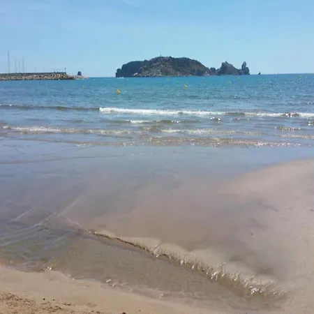 公寓 In Costa Brava Near Sandy
